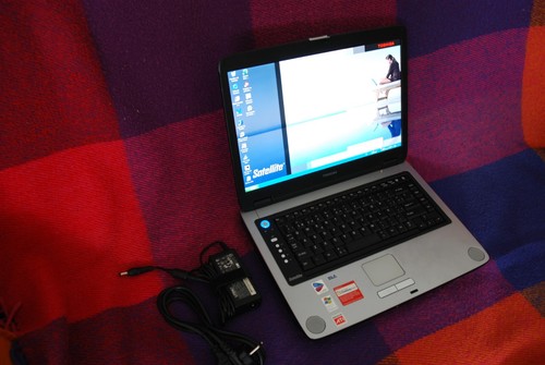 Portatíl toshiba satellite - toshiba,